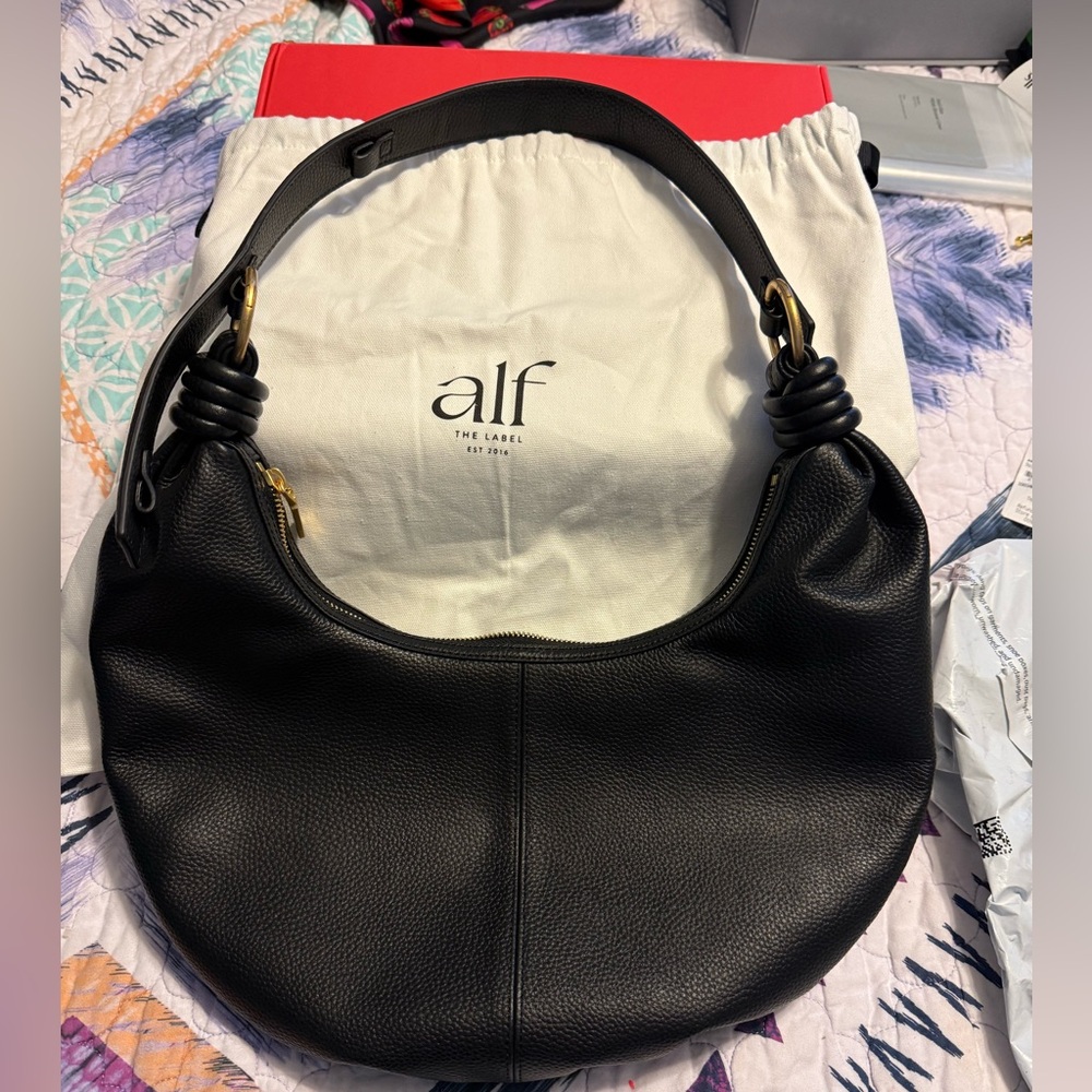 Alf the label dumpling dumpling bag